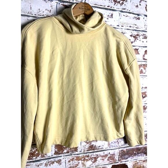 Everlane The Turtleneck Pure Organic Cotton Sweatshirt in Light Yellow - Picture 3 of 8